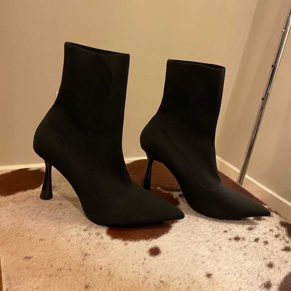 Zara Womens Sock Pointed toe heel booties - Picture 5 of 5